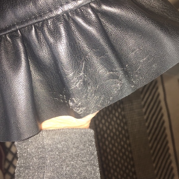 zara basic • cropped faux leather jacket • small - Picture 7 of 7